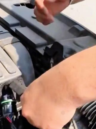 哈弗2426一代二代大狗PLUS猛龙美规黄日行灯黄色控制器无损安装#哈弗2426 #美规黄日行灯 #无损安装