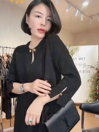 4TANTAN 显瘦气质开叉宽松百搭连衣裙LL 2489, #秋冬穿搭 #老谭私服 #显瘦穿搭 #遮肉显瘦遮肉减龄