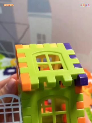 孩子特别喜欢这个新款可以拼房子城堡动物,机器人等多种造型的#房子积木 #积木 #益智玩具 #积木搭建 #动手动脑