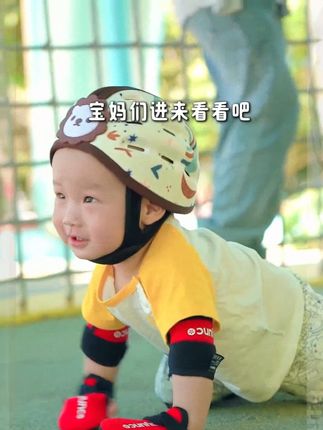 #轮滑运动 #儿童运动 #运动小健将 #萌娃骑车 #运动女孩