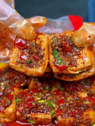 【虎皮豆腐】爆汁虎皮豆干零食香辣手撕素肉解馋小零食休闲解馋零食#虎皮豆干 #香辣零食 #休闲零食 #素肉零食 #解馋零食