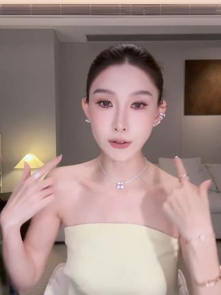 G XIAOXIAO【星河凝冰】气质百搭锁骨项链 #美出高级感 #首饰分享 #仙女必备 #时尚饰品 #穿出高级感