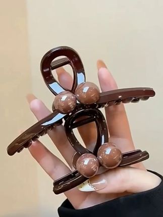 精致巧克力色珍珠抓夹简约网红后脑勺鲨鱼夹大号小号盘发夹发饰 #抓夹 #鲨鱼夹 #发夹 #发饰 #夹子