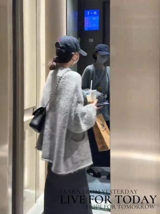#张予曦毕雯珺真拍了红裙抱 #深情眼 #张予曦 #毕雯珺