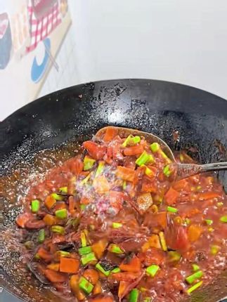 汤香味美,面片筋道的烩面片,真的是吃不腻。 #家常烩面片