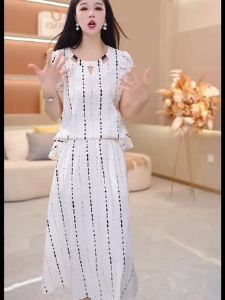 不要埋怨已经发生的事情,要么改变它,要么就安静的接受#夏季新款 #穿出高级感 #显瘦穿搭 #谁穿谁好看系列 #显瘦遮肉