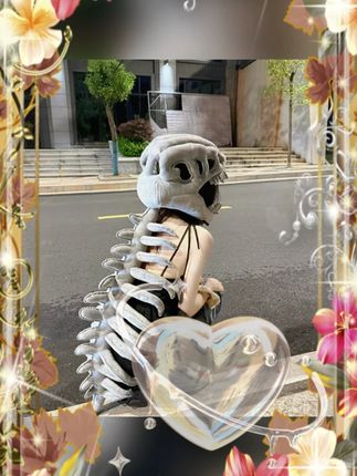 #恐龙玩偶 #毛绒玩具 #鹿晗同款 #儿童礼物 #女生生日 恐龙骨架头套毛绒玩具鹿晗同款儿童外骨骼玩偶成人生日礼物送女生