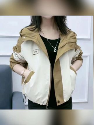 #冲锋衣 #面料柔软舒适 #显瘦穿搭 #品质女装 #谁穿谁好看