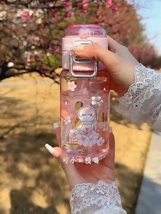 希乐星际熊水杯,双饮便携加厚,学生创意之选! #学生双饮杯 #加厚随手水杯 #加厚随手杯 #创意随手杯 #学生便携水杯