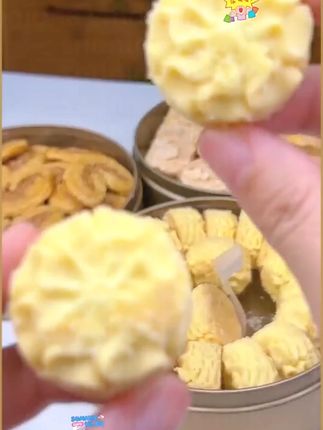 排队王澳门葡锐小金盒小花曲奇饼干千层蝴蝶酥广东手信中秋节礼盒 排队王澳门葡锐小金盒小花曲奇饼干千层蝴蝶酥广东手信中秋节礼盒#排队王澳门葡