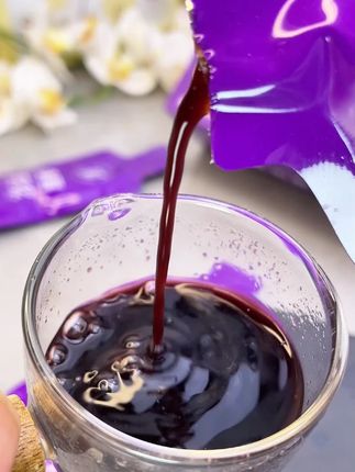 #桑葚汁 #桑葚原汁 #桑葚原浆 桑葚原浆与桑葚原汁的区别?桑葚原浆怎么喝? 桑葚原浆做果酱的步骤?桑葚原浆如何加入早餐食谱?如何挑选无添加的桑葚原浆? 新疆桑葚原浆和普通桑葚原浆区别?冷冻桑葚原浆和常温哪个更好?