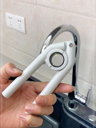 #扳手 #水龙头起泡器 J