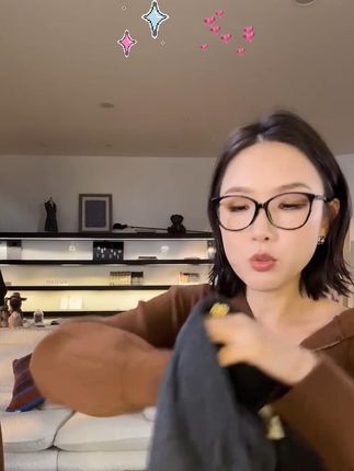 MARIUS‘奶糖套’拉链针织连帽衫套装 春秋毛衣时尚针织套 #MARIUS服饰旗舰店#跟电子闺蜜晒红人秋日穿搭#通勤搭配#显瘦遮肉#穿搭