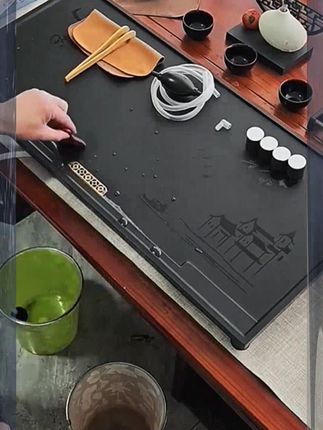 #高档大气上档次 #创作灵感 茶盘一定要这种好看又好用的!它是一整块乌金石雕刻打磨而成,表面立体浮雕图案,造型别致,工艺精湛,古朴雅致又不失奢华质感,家里来客人拿来招待一下彰显主人格调与品味 #乌金石茶盘# 茶台 #美观实用# 干泡台 #茶具