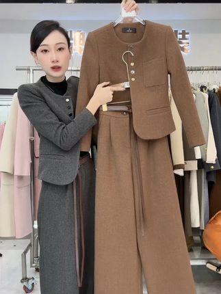 〈纪朵研〉1516休闲风气质小香风轻熟风女装时尚套装时尚罗马风秋冬#品质女装 #穿出高级感 #显白才高级 #谁穿谁好看 #服装