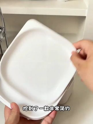 简约还实用的懒角落吐骨碟,还带沥水底座,放在家里装水果零食坚果太好看了! #吐骨碟  #懒角落吐骨盘餐盘  #水果碟  #水果盘  #懒角落