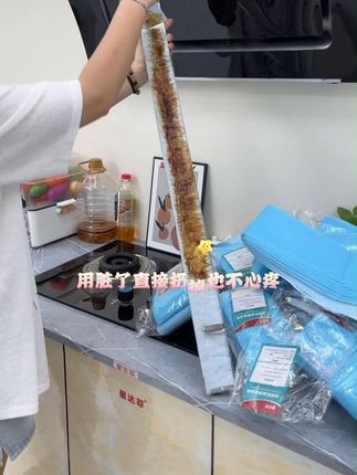 铺上这款油槽棉,油烟机再也不会油腻腻的了 #好物推荐🔥 #生活好帮手 #家居必备好物 #厨房好物 #星达菲油槽吸油棉 0320