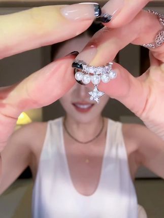 G XIAOXIAO法式气质精致高级设计师款玫瑰切耳夹 #首饰分享 #美出高级感 #仙女必备 #blingbling #时尚单品