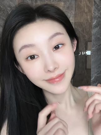 男生护肤怕麻烦?一次一支美白次抛,清爽透亮零负担~
