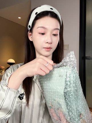 闺蜜疯抢的CP面膜!一个水润润,一个凉滋滋