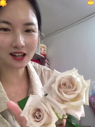 #花艺彩色喷漆 #鲜花喷色染色 #花店专用碎冰蓝喷色乌梅子酱 #鲜花专用 #花艺专喷