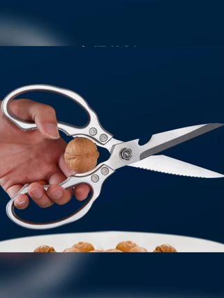 平时在市场上买的鸡鸭鹅之类的,让摊主斩又怕不干净,回家自己斩又溅一身,有了这个剪骨刀,轻松剪骨#剪刀 #剪骨刀 #家用剪骨刀 #实用好物 #厨房剪骨刀