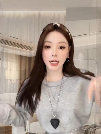 早秋新款时尚洋气短款卫衣+短裙两件套辣妹显瘦套装群韩版爆款女 #穿搭分享# 女装穿搭 #每日分享# 辣妹穿搭