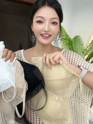 无痕贴合,藏住你的小性感 #面料柔软舒适  #源头工厂  #好物分享  #秋冬穿搭