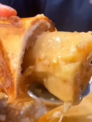 黄牛牛骨髓,好吃不贵营养丰富,这也太好吃了,加料汁吃解馋又过瘾这也太好吃了