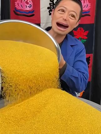 内蒙古金黄金黄的敖汉黄小米也来活动啦!趁划算赶快囤,家里常备!#敖汉黄小米 #教汉小米 #强烈推荐 #好吃不贵