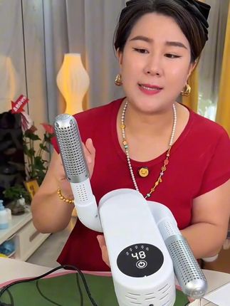冬天鞋子太臭?试试这款烘鞋器,烘鞋不再湿鞋,防滑不伤鞋