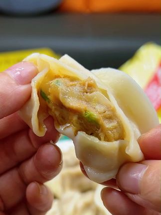 皮薄馅足,一口沦陷#龙凤传统水饺 #鲜嫩多汁 #需要大声安利的烟火气美食 #各省有自己的丰收美食