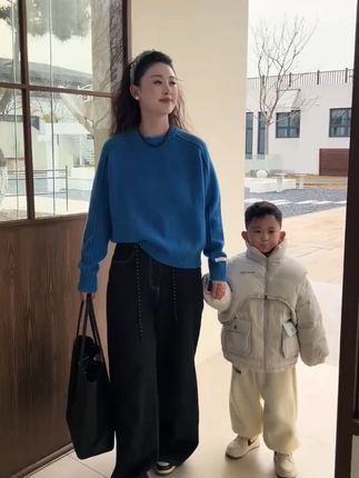 #张予曦毕雯珺真拍了红裙抱 #深情眼 #张予曦 #毕雯珺