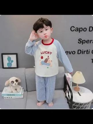 献给孩子的童诗集🔥。治愈人心又充满想象力的童诗,于睡前温暖的灯光下陪伴孩子一起读一读,随便一句写进作文里,都是锦上添花,作文想不拿高分都难~#作文素材   #好书分享  #让阅读成为一种习惯  #童诗  #图文热点来了