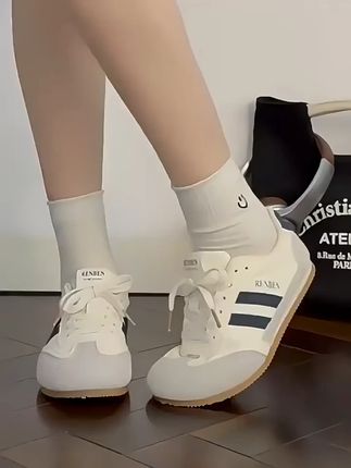 人本软底软面的百搭德训鞋 上脚真的好好看#德训鞋 #德训鞋女 #德训鞋推荐 #鞋控日常 #潮鞋推荐