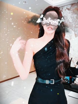 【肩线狙击】黑色斜肩不规则针织连衣裙女早秋名媛紧身包臀裙子7307