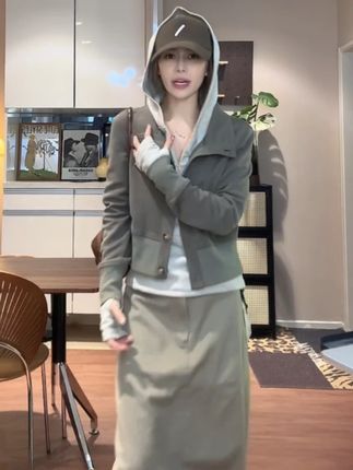 立领短款修身感利落低饱和绿色休闲夹克外套复古女秋冬INS风百 #高级感穿搭#显瘦穿搭#谁穿谁好看#超便宜超划算#气质穿搭