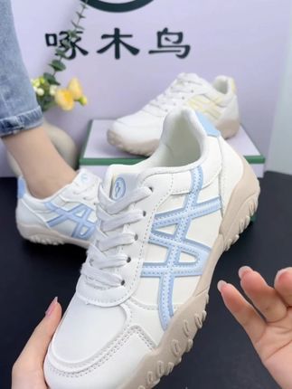 运动鞋尺码 想穿着舒适的建议拍大 啄木鸟女鞋2025新款防滑软底舒适百搭时尚运动休闲鞋 #无限回购的宝藏单品 #流光机能风穿搭太有生命力了 #随机穿搭挑战 #今年秋冬流行什么鞋 #在抖音入手的好东西