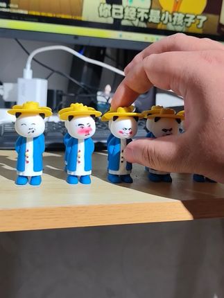 创意桌面摆件,虾仁模型玩具,虾友们这个价格值得冲一套! #桌面摆件 #虾仁模型 #沙雕动画