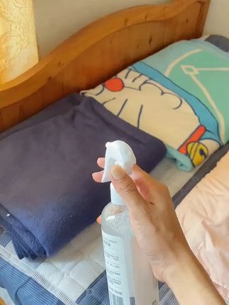 以前睡觉后背zhang豆豆还不知道是什么原因,现在终于被我发现罪魁祸首了#除菌 #除螨喷雾 #除螨喷雾 #除螨仪