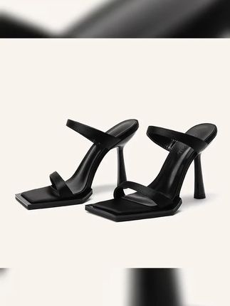 2025夏新款一字带方头高跟凉鞋,露趾细跟设计,百搭又显气质,女孩子们别错过。 #可甜可咸可温柔可霸道 #谁穿谁好看不分年龄段 #时尚穿搭 #女款高跟皮鞋 #鞋控的日常