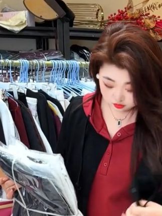 穿搭就是审美最好的展现.所以尽情欣赏就好! #大码女装120斤到220斤#面料舒适透气#显瘦遮肉