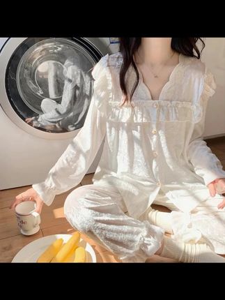 带胸垫金丝绒睡衣女春秋款 2025 年新款荷叶边法式大码家居服套装 #带胸垫金丝绒睡衣 #2025 法式睡衣 #春秋家居服套装 #荷叶边睡衣 #大码睡衣