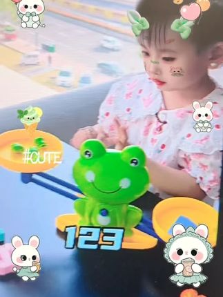 #益智玩具 2岁多能从1数到50了!宝宝开始对数与量有所感知,寓教于乐,孩子玩得很开心#启蒙早教