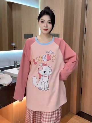 解放时刻到! 自带贴心胸垫设计,省去穿内衣的麻烦,套上宽松纯棉睡衣,在家就要这么自在慵懒,躺平即快乐!#秋季新品穿搭 #仙女必备好物推荐 #家居服睡衣套装