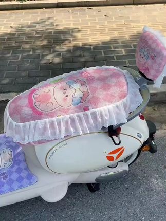 电动车防晒隔热坐垫套电动隔热防晒坐垫 电动车隔热坐垫套,带蕾丝花边点缀上车效果更佳好看#电动车隔热坐垫套 #电动车防晒隔热坐垫套 #电动车网套 #骑车必备 #骑车带娃