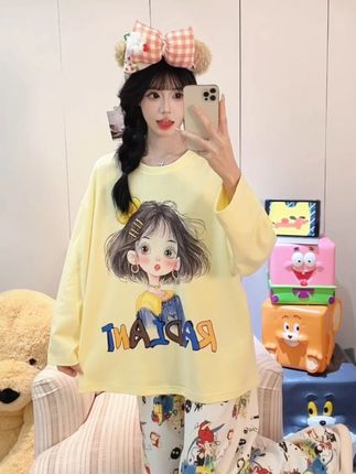 睡衣女款爆款2025新款长袖长裤春秋套装韩版ins风甜美可爱 谁能拒绝这么可爱的睡衣!软乎乎的面料,亲肤又透气,穿上像被温柔拥抱~卡通印花活泼又减龄,把元气感拉满,在家穿着它,不管是追剧还是小憩,都舒服到不想脱,给睡眠和宅家时光都加足分~#睡衣家居服 #元气少女 #减龄穿搭 #长袖睡衣 #秋季睡衣