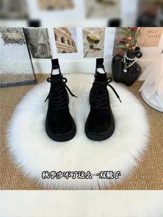厚底复古马丁靴女2025秋季新款低帮软底磨砂皮休闲英伦风百搭短靴#秋季马丁靴 #女款马丁靴 #厚底马丁靴 #低帮马丁靴 #英伦风靴子