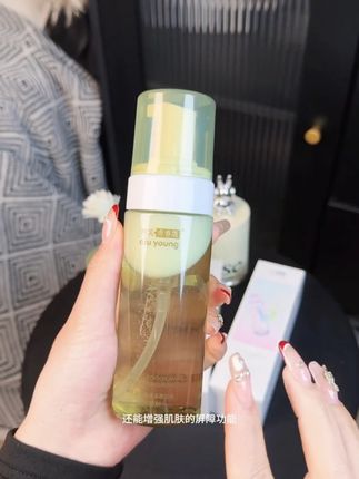 啊啊啊!阿芙氨基酸洁面慕斯也太太太好用了吧!又温和清洁力又很在线!还是洗卸 二合一的!快快快!#薅羊毛的快乐 #洁面 #阿芙 #超便宜超划算 #温和清洁
