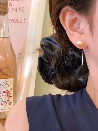 精致的珠珠耳线 一眼就爱的耳线,日常通勤随意搭配都还看#小个子穿搭 #耳饰 #仙女必备 #总有一款适合你 #精致女人必备
